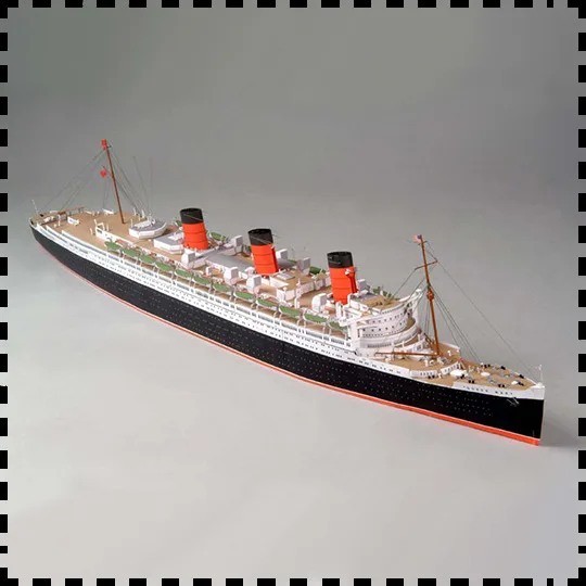 Model Kit Queen Mary - Britischer Royal Mail Steamer im Maßstab