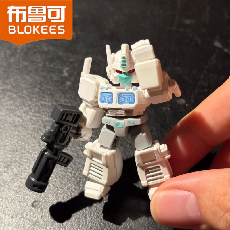 Blokees Transformers Defender  – Model Kit Optimus Bewertung und Preis