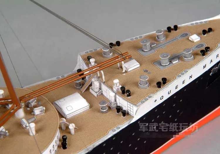 Britischer Royal Mail Steamer  – Model Kit Queen Mary Bewertung und Preis